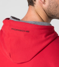 კაცის ჰუდი წითელი